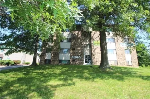 3500 Willow Ave, Castle Shannon, PA 15234