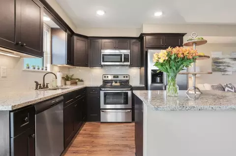 3 NE 93rd St, Kansas City, MO 64155