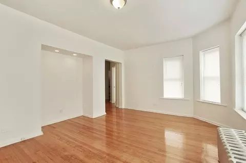 1742 E 72nd St, Chicago, IL 60649 photo 5