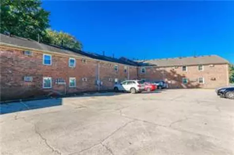 190 Maple Ave, Norfolk, VA 23503