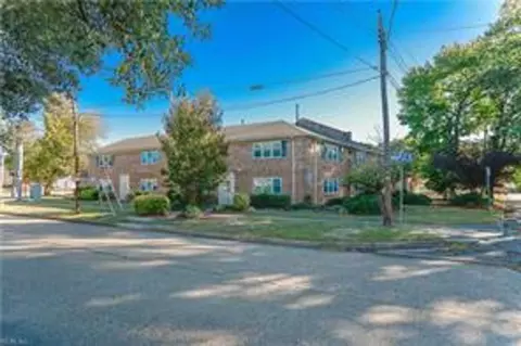 190 Maple Ave, Norfolk, VA 23503