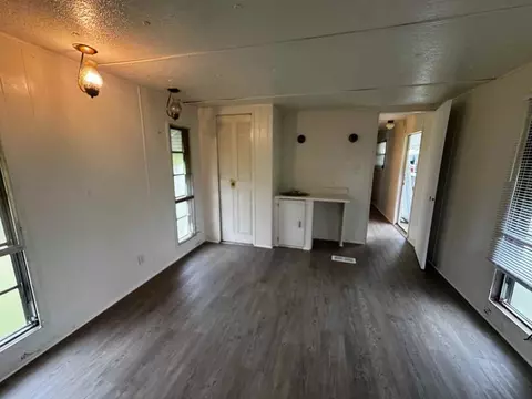 1237 Long Branch Rd, Grover, NC 28073 photo 3