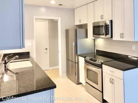 1010 Noel Dr, Menlo Park, CA 94025