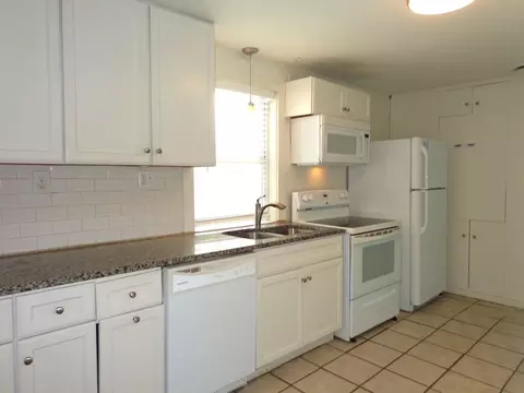 2020 E Ocean View Ave, Norfolk, VA 23503 photo 11