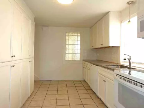 2020 E Ocean View Ave, Norfolk, VA 23503 photo 9