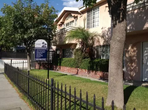 5328 Riverton Ave, Los Angeles, CA 91601