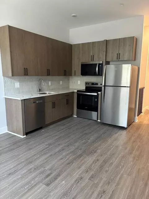 2007 N Croskey St, Philadelphia, PA 19121