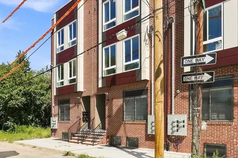 2007 N Croskey St, Philadelphia, PA 19121
