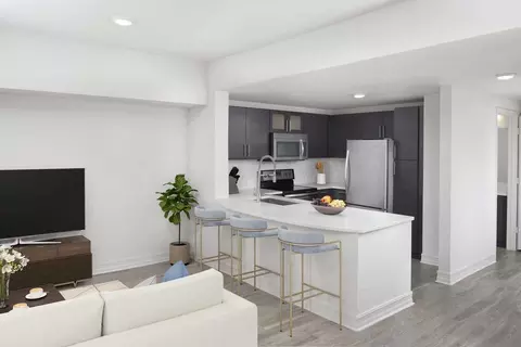 50 SW 10th St, Miami, FL 33130 photo 6