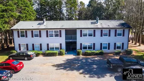 228 Mark Twain Cir, Athens, GA 30605