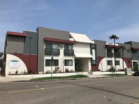 3510 Clarington Ave, Los Angeles, CA 90034