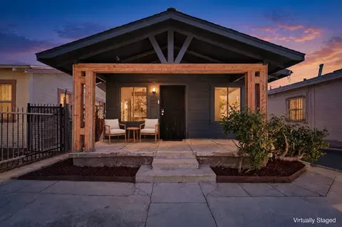 1756 W 37th Dr, Los Angeles, CA 90018