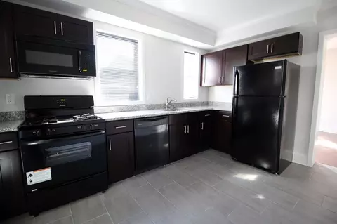 212 E Hanover St, Trenton, NJ 08608