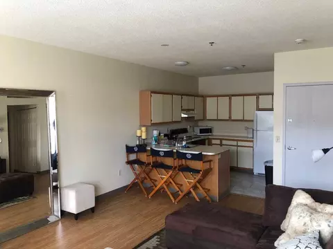 100 Washington St, Salem, MA 01970