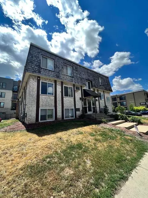2801 Girard Ave S, Minneapolis, MN 55408