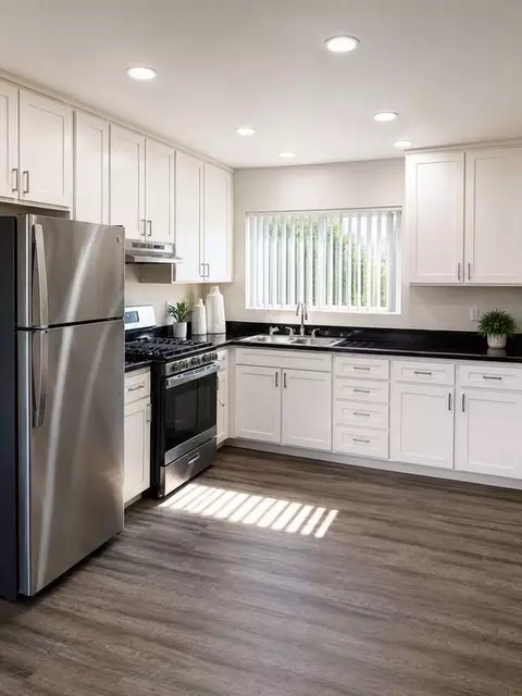 633 S Johnson Ave, El Cajon, CA 92020