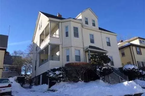 27 Becket St, Dorchester, MA 02124