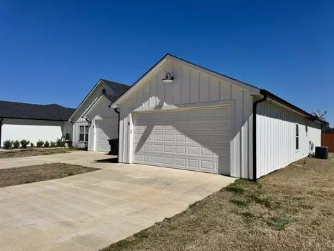 16707 State Highway 64 E, Tyler, TX 75707