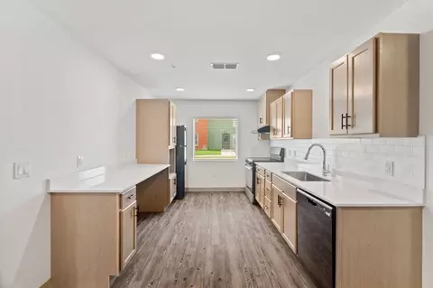 900 Gardner Rd, Austin, TX 78721 photo 29