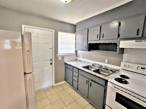 4510 Foster Ave SW, Huntsville, AL 35805