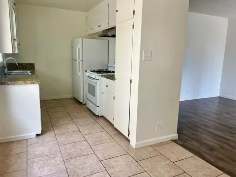 2419 Rockefeller Ln, Redondo Beach, CA 90278