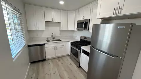 410 Grant St, Oceanside, CA 92054