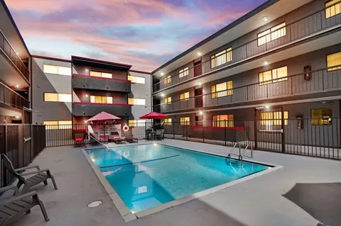 17806 Lassen St, Los Angeles, CA 91325