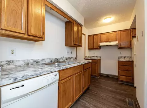2830 Albemarle Dr, Reynoldsburg, OH 43068