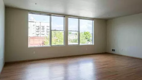 1530 12th Ave, Seattle, WA 98122 photo 18
