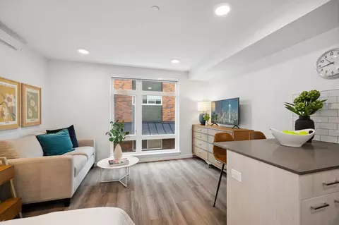 514 Federal Ave E, Seattle, WA 98102
