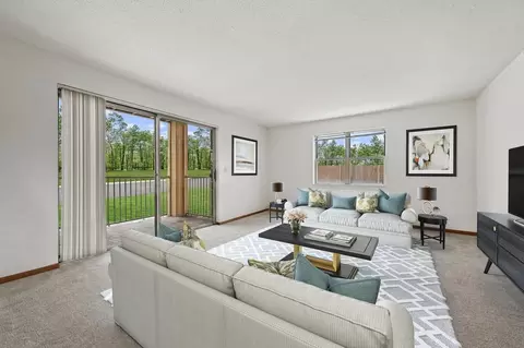 7930 Harwood Ave, Wauwatosa, WI 53213