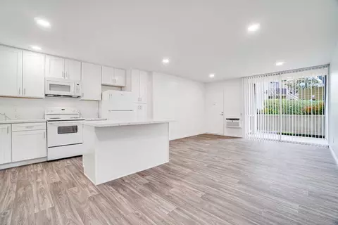 5333 Baltimore Dr, La Mesa, CA 91942