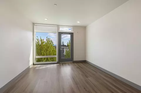 6301 15th Ave NW, Seattle, WA 98107 photo 2