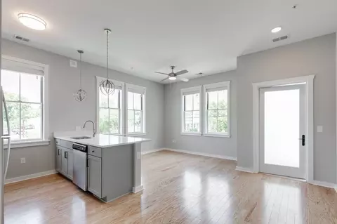 2416 Jefferson Ave, Richmond, VA 23223