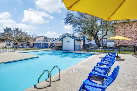 1500 N Bluegrove Rd, Lancaster, TX 75134 photo 5