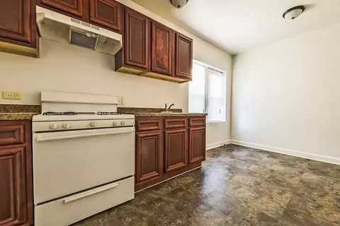 7109 S Ridgeland Ave, Chicago, IL 60649 photo 7