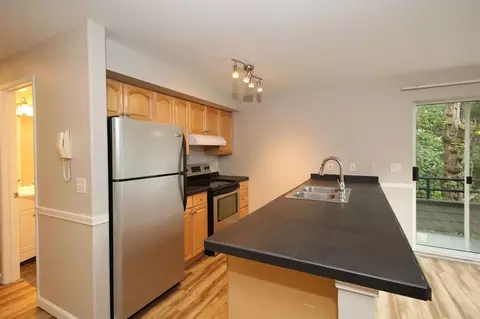 1726 Belmont Ave, Seattle, WA 98122