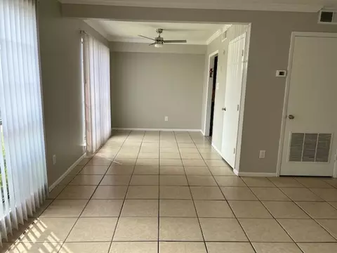 250 Cypress Ln, Greenville, MS 38701