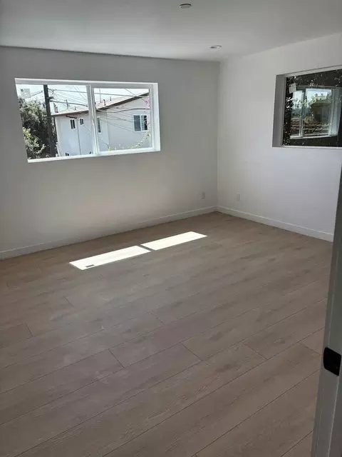 3015 S Norton Ave, Los Angeles, CA 90018