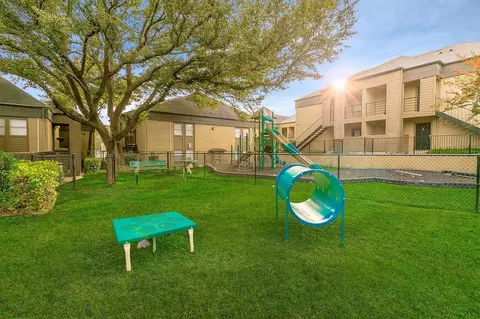 9690 Forest Ln, Dallas, TX 75243 photo 10