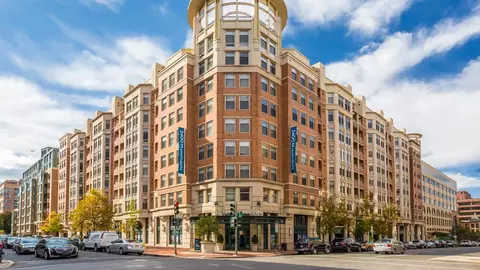 2400 M St NW, Washington, DC 20037 photo 2