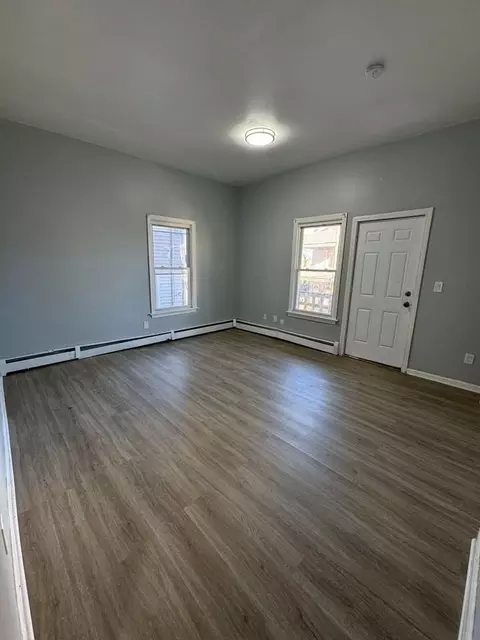 420 E Main St, Bridgeport, CT 06608