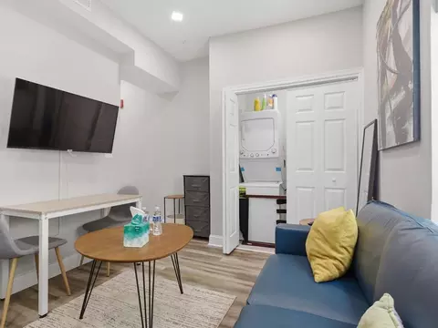 1425 P St NW, Washington, DC 20005 photo 3