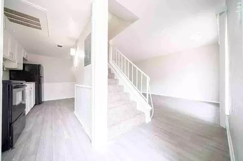 3311 S Vernon Ave, Dallas, TX 75224