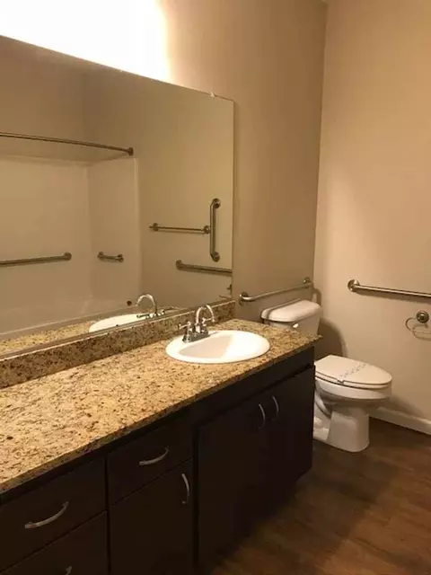 6855 N Burlington Ave, Portland, OR 97203 photo 38