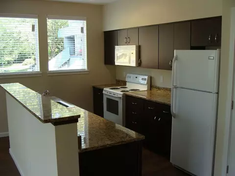 6855 N Burlington Ave, Portland, OR 97203 photo 27