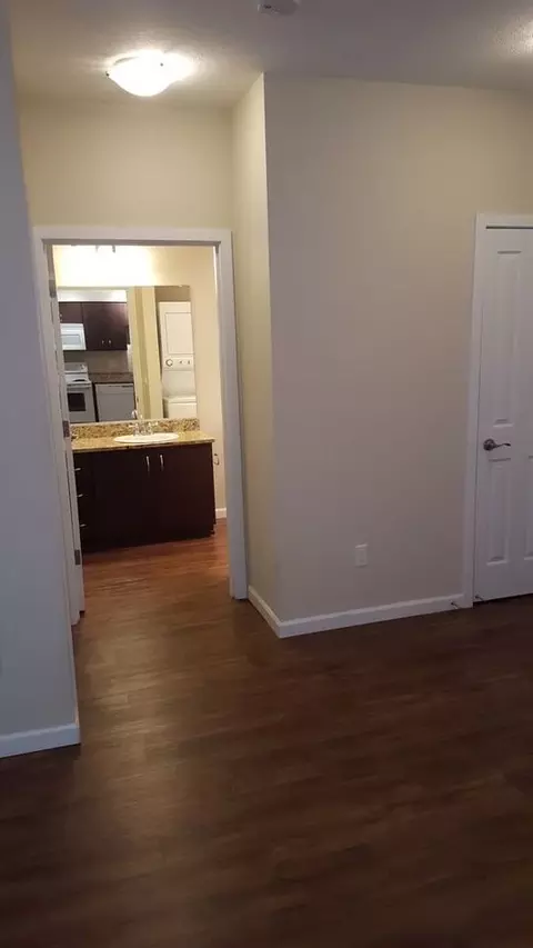 6855 N Burlington Ave, Portland, OR 97203 photo 40