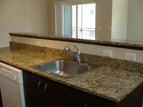 6855 N Burlington Ave, Portland, OR 97203 photo 28