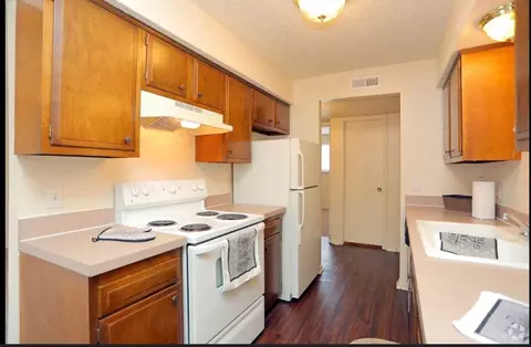 1105 12 W I 240 Service Rd, Oklahoma City, OK 73139
