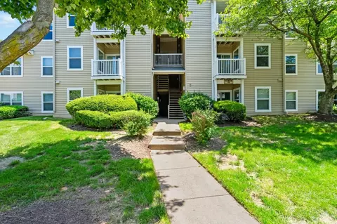 3937 Penshurst Ln, Lake Ridge, VA 22192 photo 39